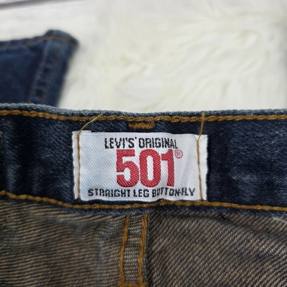 Levi's Vintage Straight Leg Button Fly Men's Dark Wash Blue Jeans
